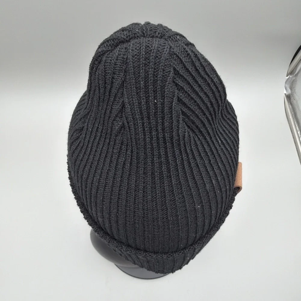 Black NYC beanie hat